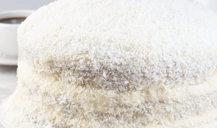 Рецепт ніжного кокосового торта без випікання 