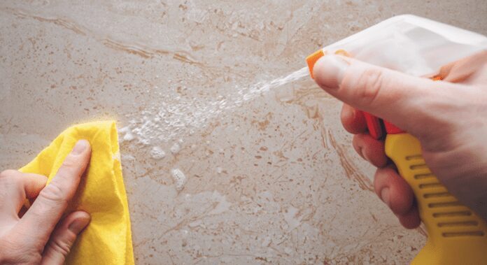 Як видалити застарілий жир зі стін Як видалити застарілий жир зі стін