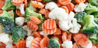 Які продукти не можна заморожувати