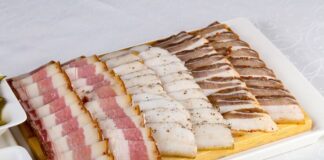 Як правильно засолити сало в сухий спосіб