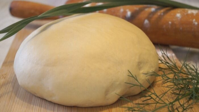 Кулінари назвали секретний інгредієнт у тісто для пельменів і вареників, щоб не розварювались