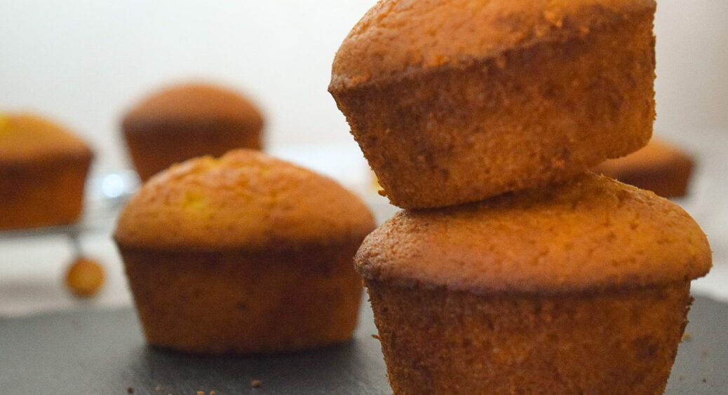 Ніжні та повітряні кекси до чаю і кави: апельсин + шоколад – найкращий дует для смачної випічки. Рецепт 