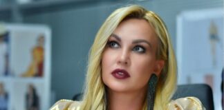 Камалія розповіла про проблеми зі слухом