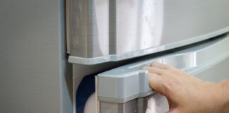 2 хитрощі, які допоможуть підтримувати чистоту в холодильнику 