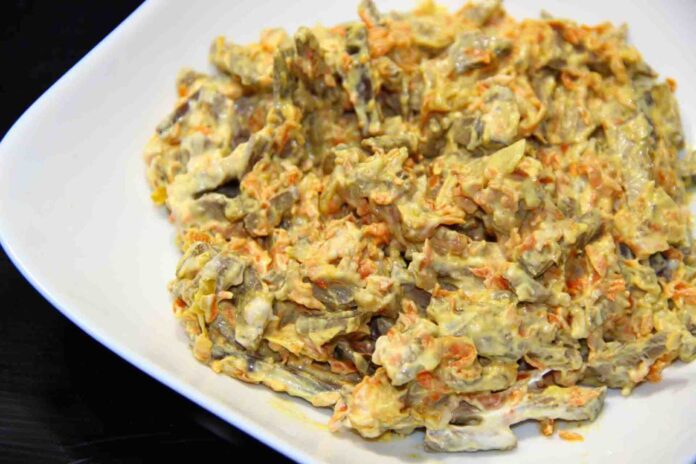 Рецепт салату з курячою печінкою Рецепт салату з курячою печінкою