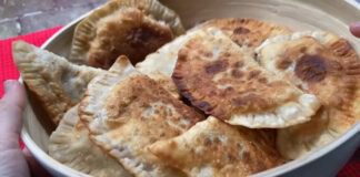 Простий рецепт чебуреків з кабачків