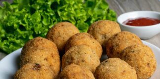Рецепт котлет зі шпинатом від шеф-кухаря: дієтична смакота