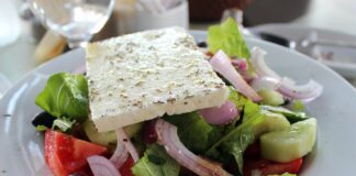 Шеф-кухар розповів, в якому салаті пасуватиме пекінська капуста