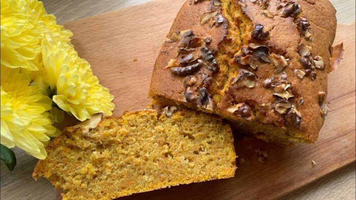 Як приготувати гарбузовий кекс на манці: рецепт від шефа