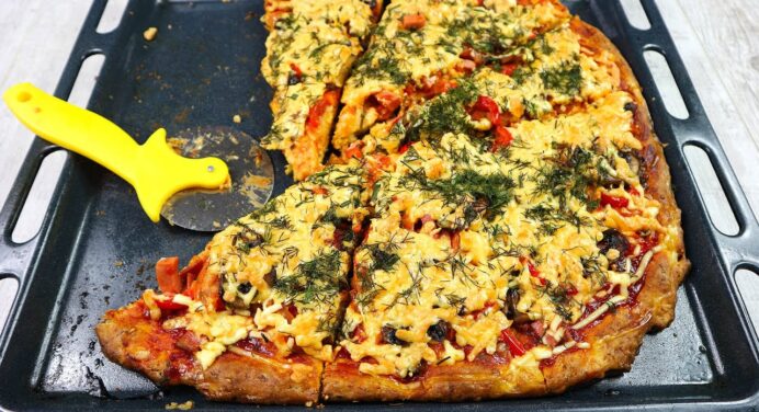 Декілька способів зробити піцу здоровішою і смачнішою, не втративши смаку: зберіть всю сім’ю за столом 
