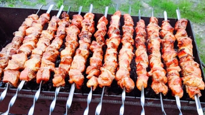 Секретний рецепт маринаду для шашлику: вишуканий смак Секретний рецепт маринаду для шашлику: вишуканий смак