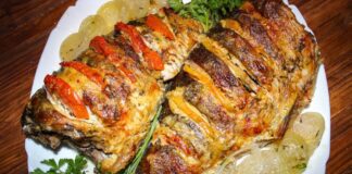 Вишуканий рецепт приготування запеченої риби: виходить ніжна і ароматна