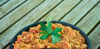 Кухар розповів, з чого приготувати дійсно ситний сніданок