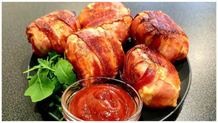 Кухар пояснив, як правильно приготувати курячі крильця у беконі Кухар пояснив, як правильно приготувати курячі крильця у беконі