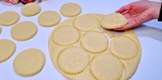 Рецепт молочних коржиків