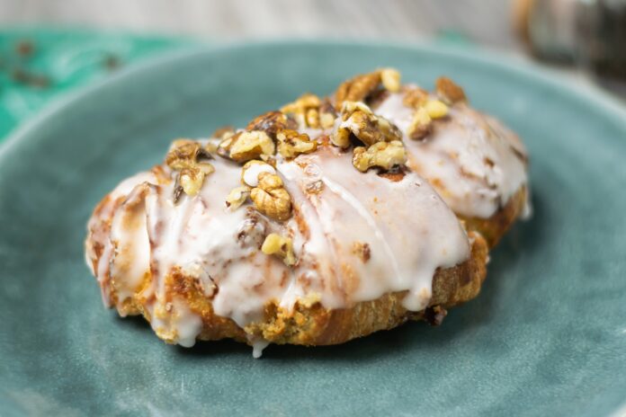 Кондитер пояснив, як готувати українську закручену випічку Кондитер пояснив, як готувати українську закручену випічку