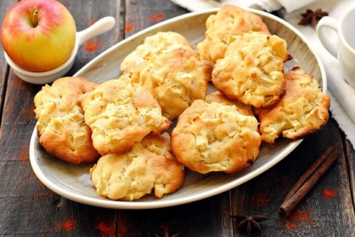 Як швидко та без зайвого клопоту приготувати смачне яблучне печиво – буде м'яким і ніжним