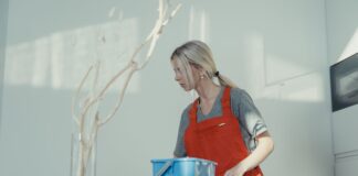 Як прибирати вдома швидко та якісно: поради для господинь 