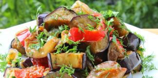 Салат із баклажанів і м'яса
