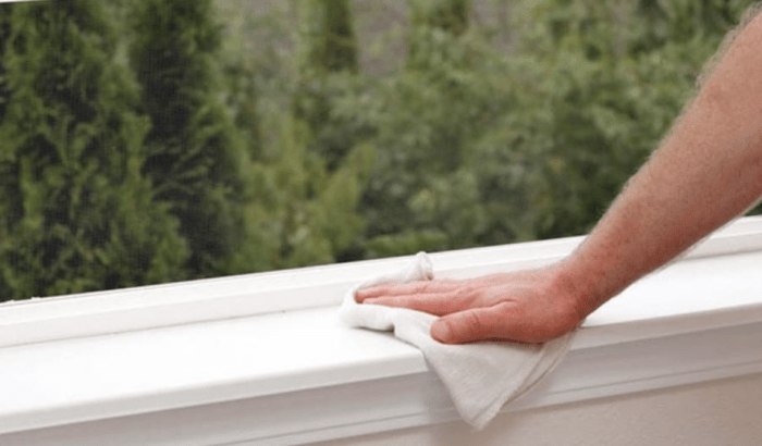 Як правильно мити вікна, щоб не залишалось розводів
