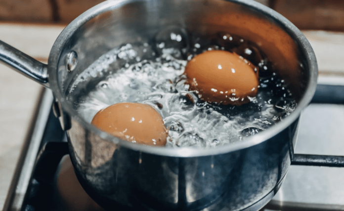 Як зварити яйця вкруту правильно: поради 