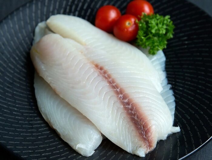 Експерти назвали популярну рибу, яку насправді не потрібно вживати через небезпеку для вашого здоров'я