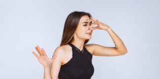 Неприємний запах в старій квартирі – як з ним боротися