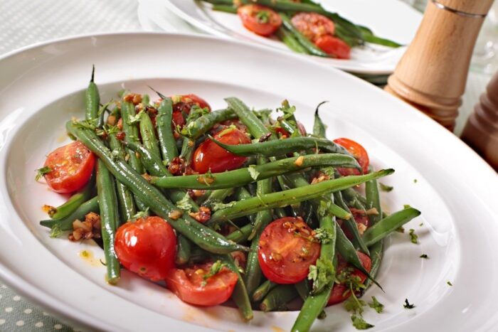 Кулінари поділились найкращим пісним салатом зі стручковою квасолею – найкращий варіант у піст