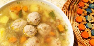 Найпростіший рецепт смачного супу з фрикадельками, який сподобається не лише дорослим, але й дітям