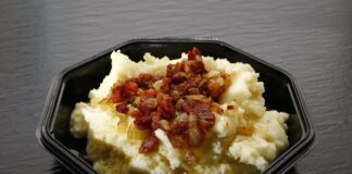 Кулінар розповів, як правильно приготувати картопляне пюре з грибами