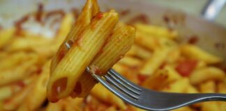 Шеф-кухар розповів, як швидко приготувати смачні макарони