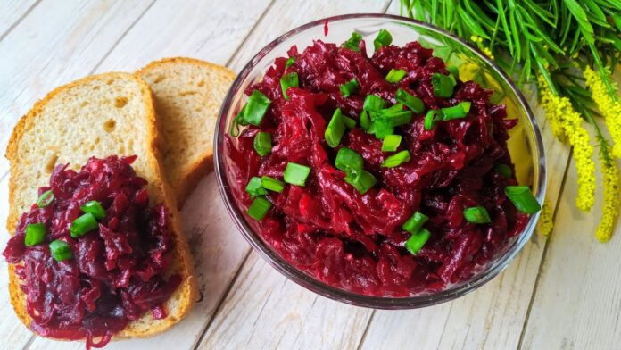 Секрет ніжної та соковитої закуски з буряка: майстер-клас від кулінарів