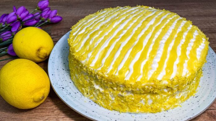 Кондитер поділився новим рецептом торта без випічки: треба лише 1 лимон