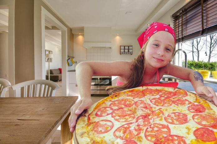Неперевершений рецепт Сімейної піци: незабутній смак