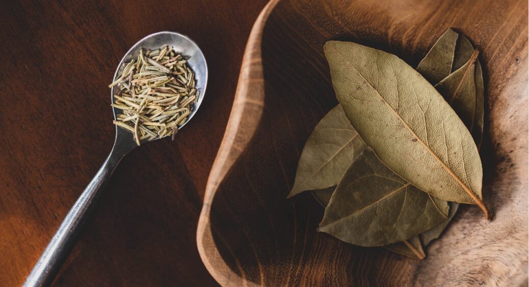 У подруги в туалеті висить “лавровий мішечок”, а ми дивувались, навіщо він там потрібен: і собі повісила 