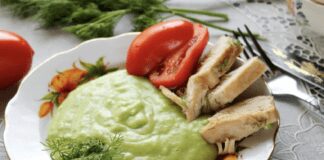 Досвідчені кулінари поділились рецептом пюре з горошку та шпинату 