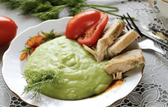 Досвідчені кулінари поділились рецептом пюре з горошку та шпинату Досвідчені кулінари поділились рецептом пюре з горошку та шпинату