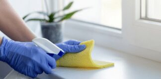 Як швидко та ефективно очистити підвіконня від плям