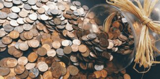 Чому не можна позичати гроші перед Новим роком: прикмети та забобони