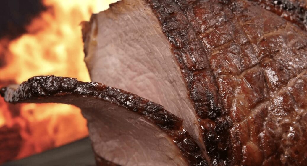 2 години в духовці і все готово: як приготувати смачну та ароматну шинку на Великдень без зайвого клопоту 