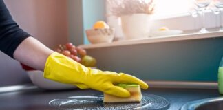 Як прибиратись на кухні правильно