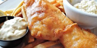 Кухар розповів, як швидко вдома приготувати соус тартар