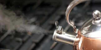 Як очистити чайник від накипу