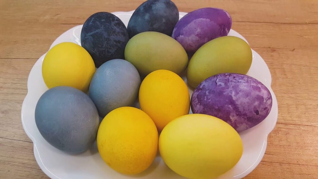 Фарбуємо яйця на Великдень правильно: поради спеціалістів