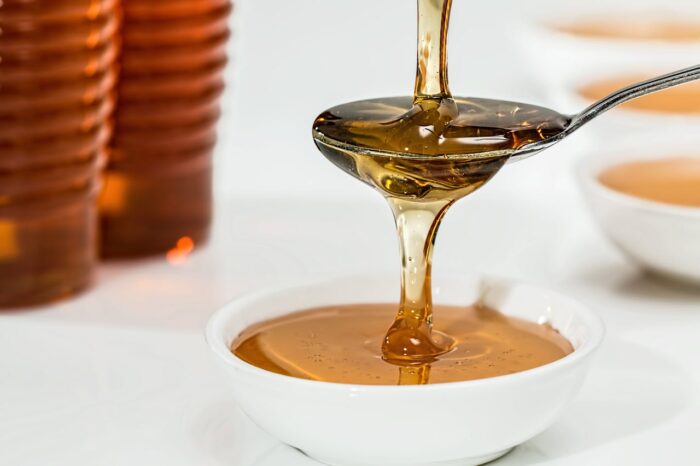 Перевіряємо мед на якість у домашніх умовах: поради бджолярів