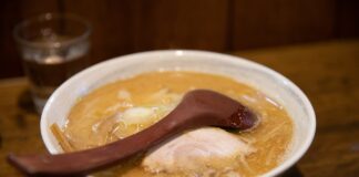 Як приготувати смачний морквяний крем-суп для всієї родини: рецепт 