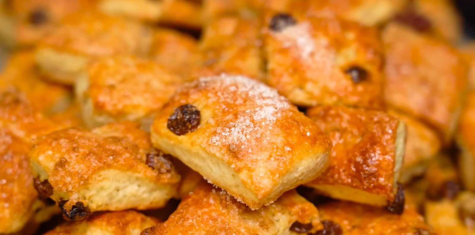 Це ніжне сирне печиво до чаю зникає зі столу миттєво