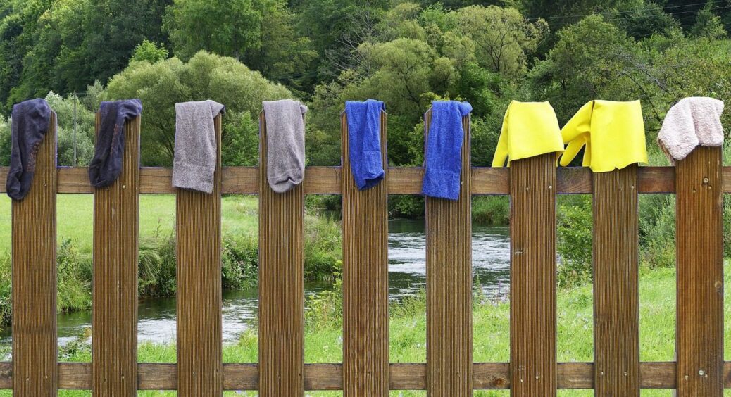 2 години і такому розчині і смердюча кухонна ганчірка пахне свіжістю: без усілякого прання. Метод хімчисток 