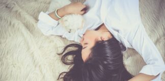 Що їсти на ніч, аби міцно спати