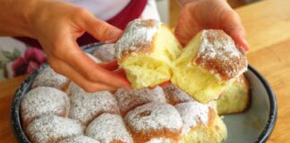 Пекарі назвали смачний рецепт м'яких булочок